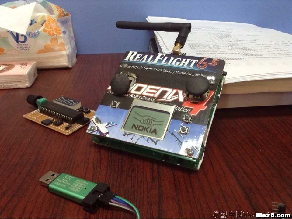 转【我爱萝丽爱萝丽】震撼发布！第三代航模遥控器 DIY教程 航模,模型,电池,天线,云台 作者:In_pal 4649 