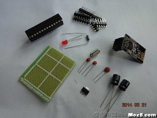 转【我爱萝丽爱萝丽】震撼发布！第三代航模遥控器 DIY教程 航模,模型,电池,天线,云台 作者:In_pal 8170 